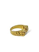 Bygone Royal Ring | Gold Vermeil