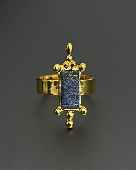 THE ROYAL LAPIS LAZULI RING