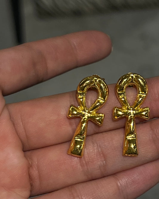 Golden Ankh earring