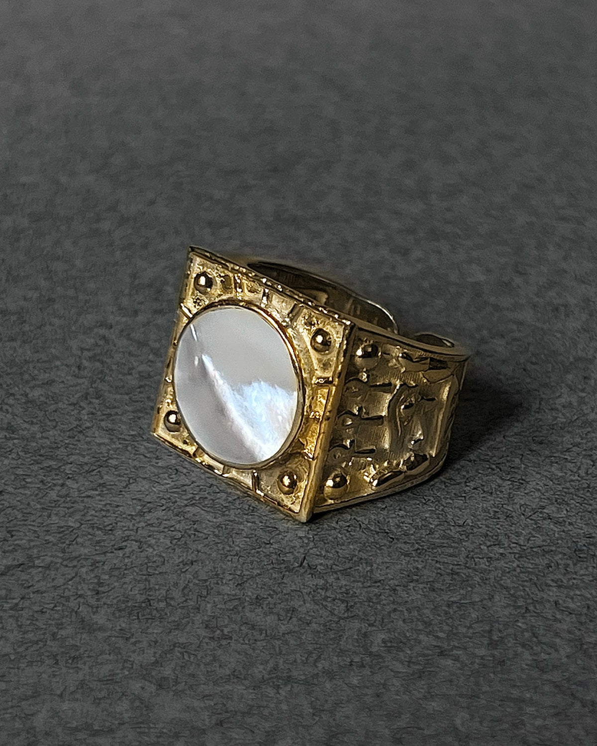 Masterpiece Mother of Pearl Ring | Gold Vermeil