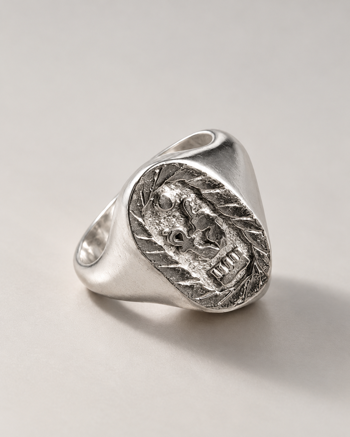Bold Signet Royal Ring | Silver