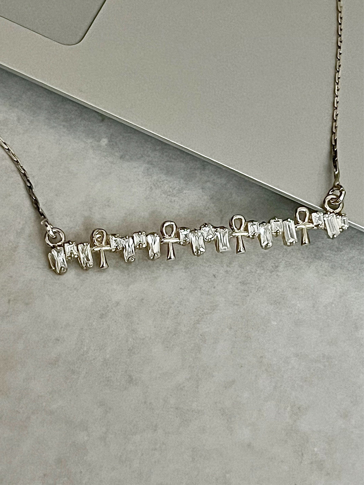 Ankh New Era Royal Necklace | Silver