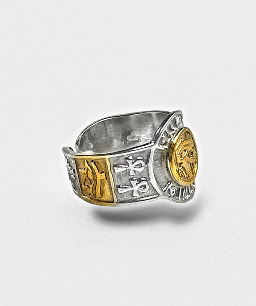 Horus Masterpiece Royal Ring | Golden Age