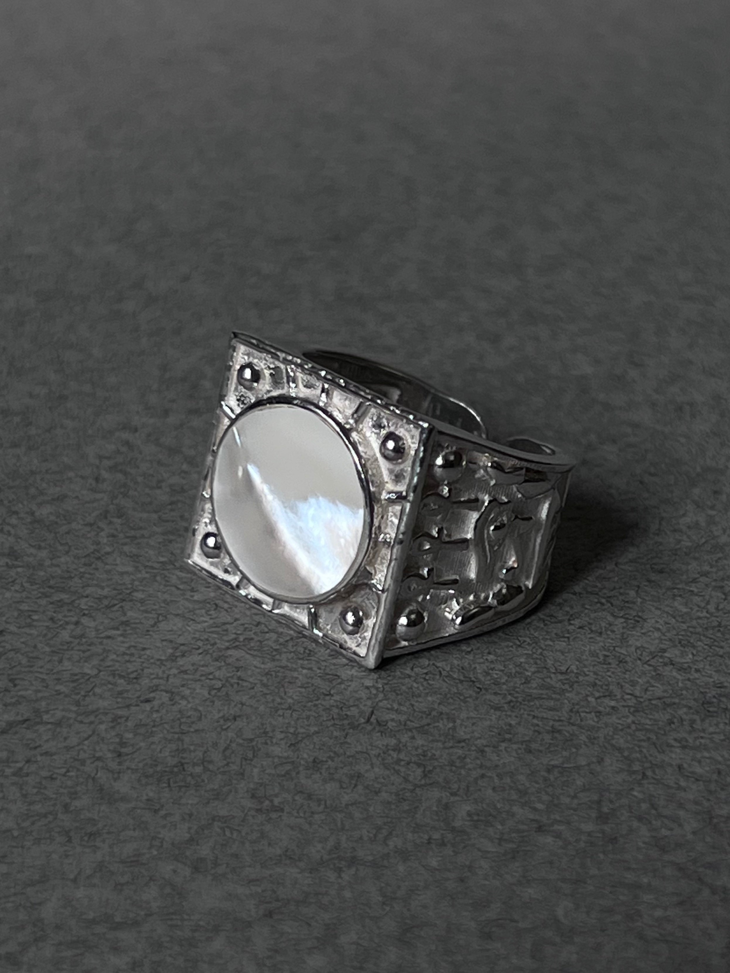 Bygone Mother of Pearl Ring