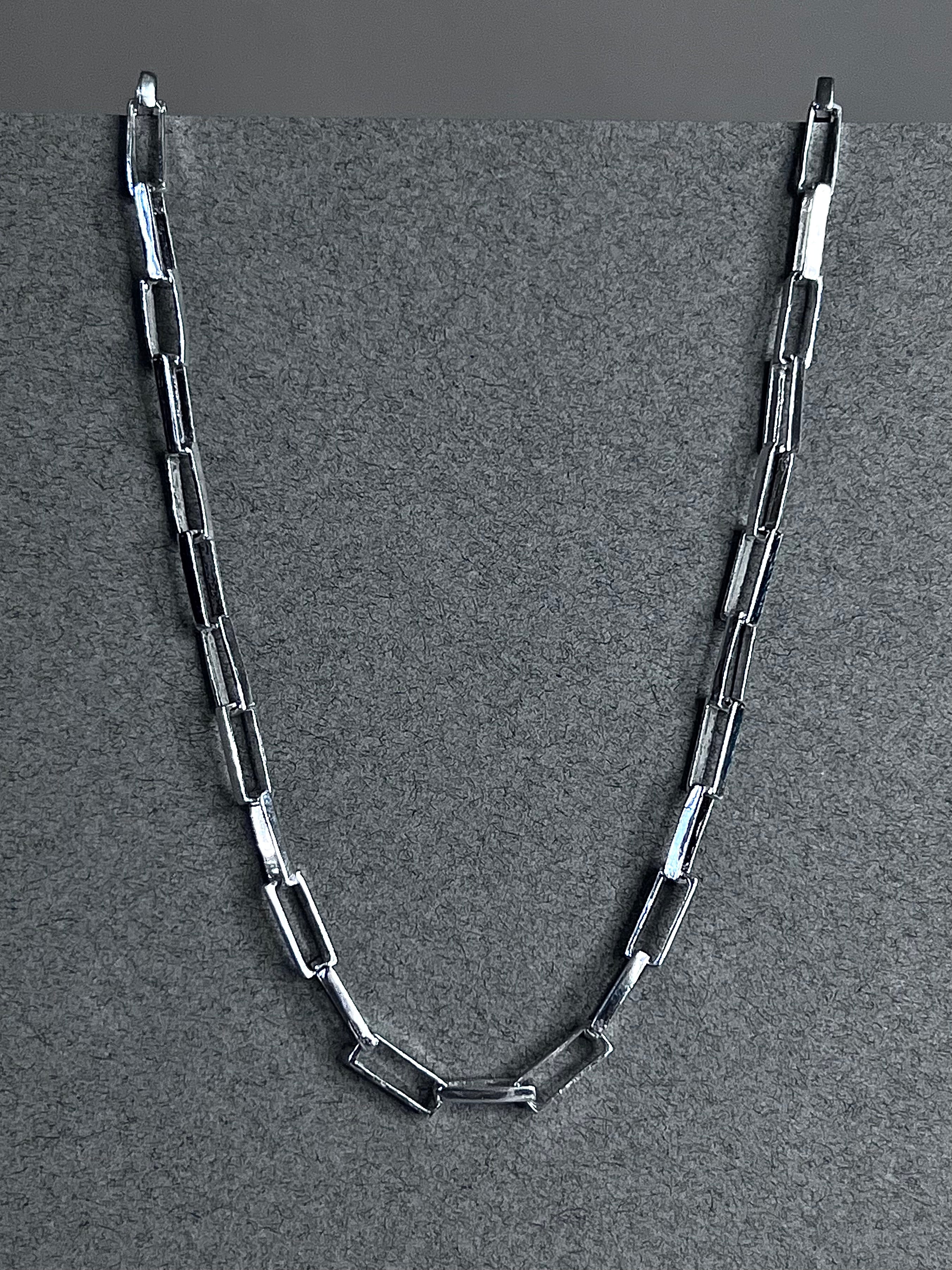 Rectangular Royal Chain