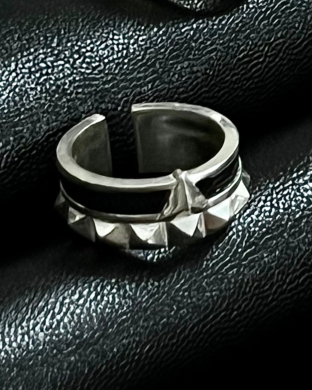 Pyramid Leather Royal Ring