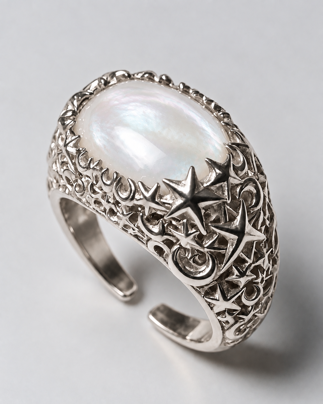Masterpiece Ethereal Ring | Mother of Pearl