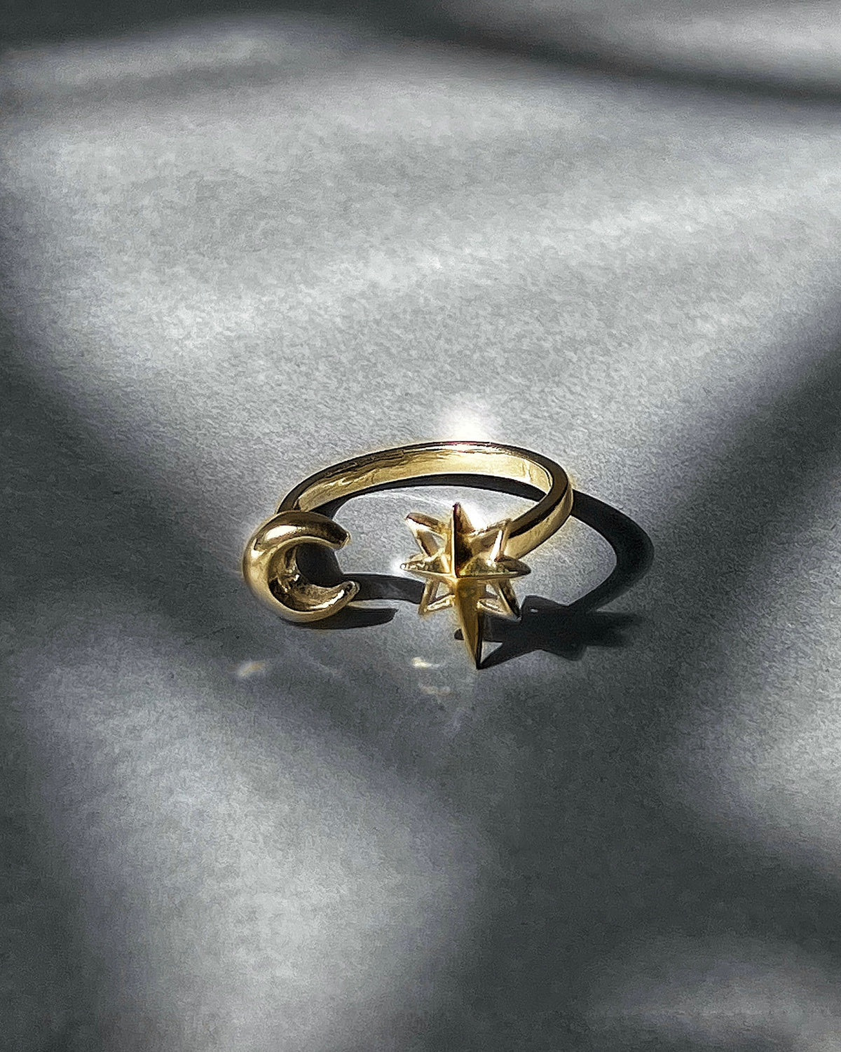 Pinky Lunar Royal Ring | Gold Vermeil