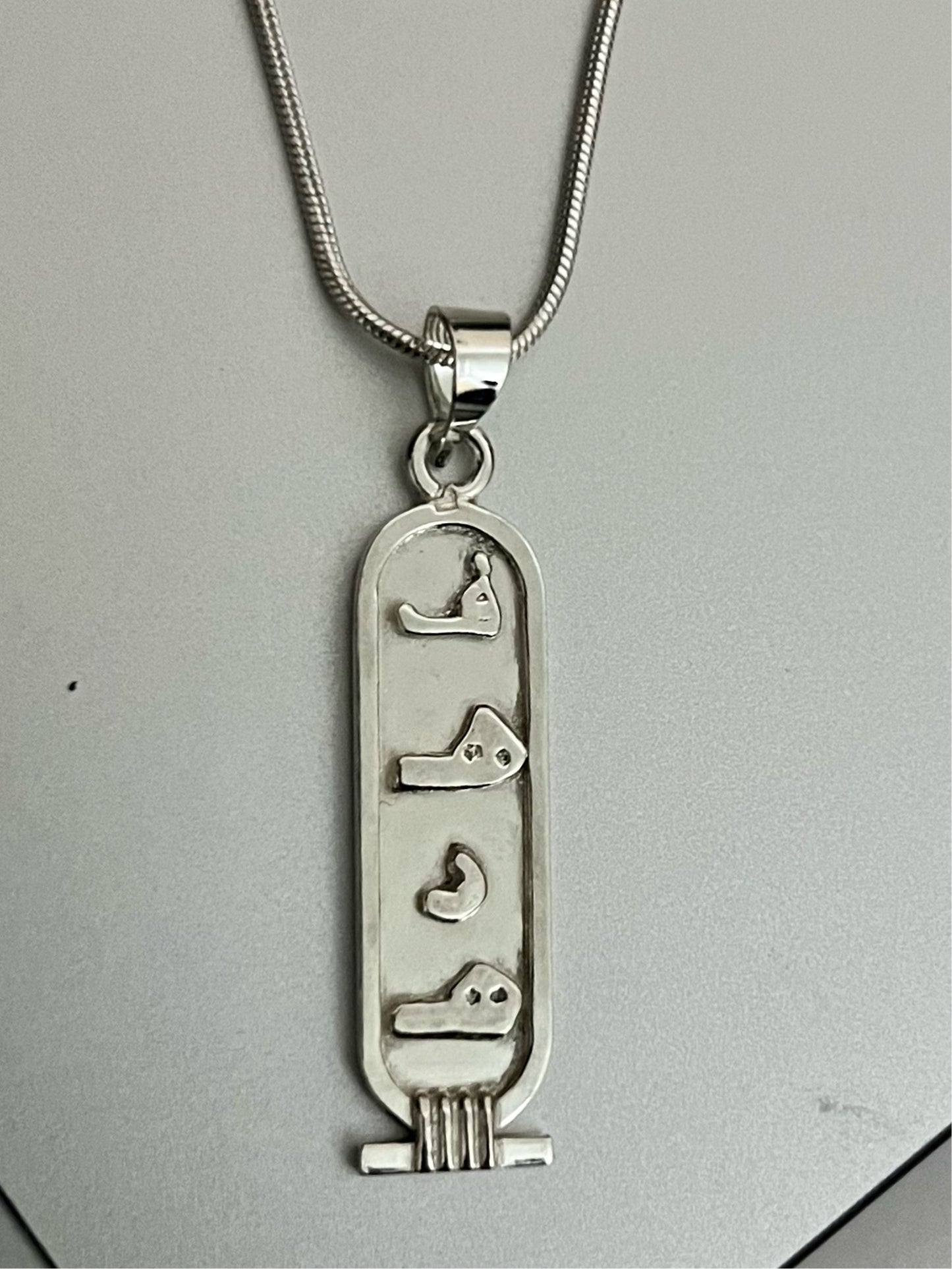 Customize your name/ Cartouche royal necklace.